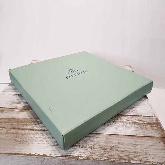 NOS Partylite Mirrored Beveled Coaster set of 2 vanity display candle decor - Picture 3 of 9